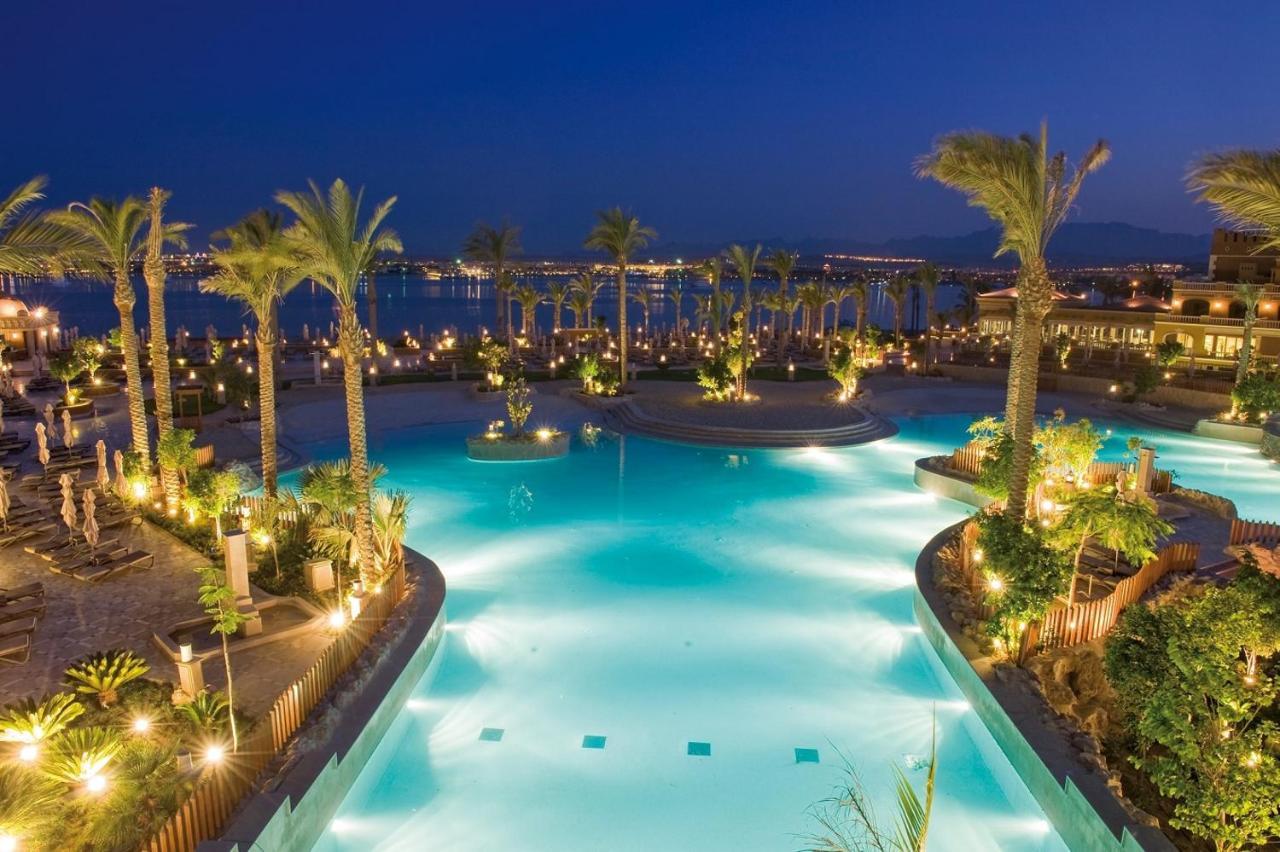 Grand Waterworld Makadi Family Star - Couples And Families Only Hotel Hurghada Exterior photo The pool at the Hilton Sharm El Menah
