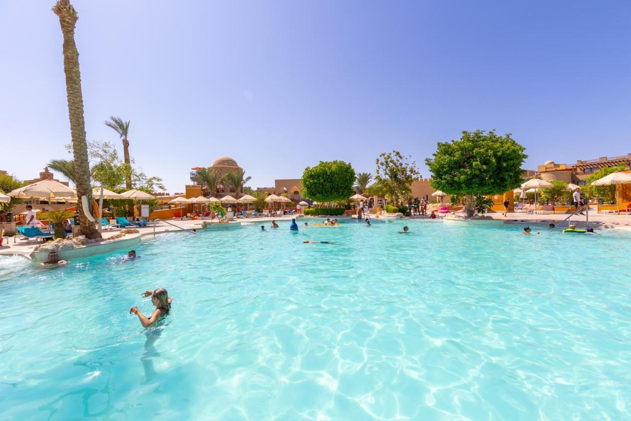 Grand Waterworld Makadi Family Star - Couples And Families Only Hotel Hurghada Exterior photo The swimming pool at the resort