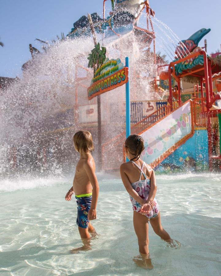 Grand Waterworld Makadi Family Star - Couples And Families Only Hotel Hurghada Exterior photo Splash Island