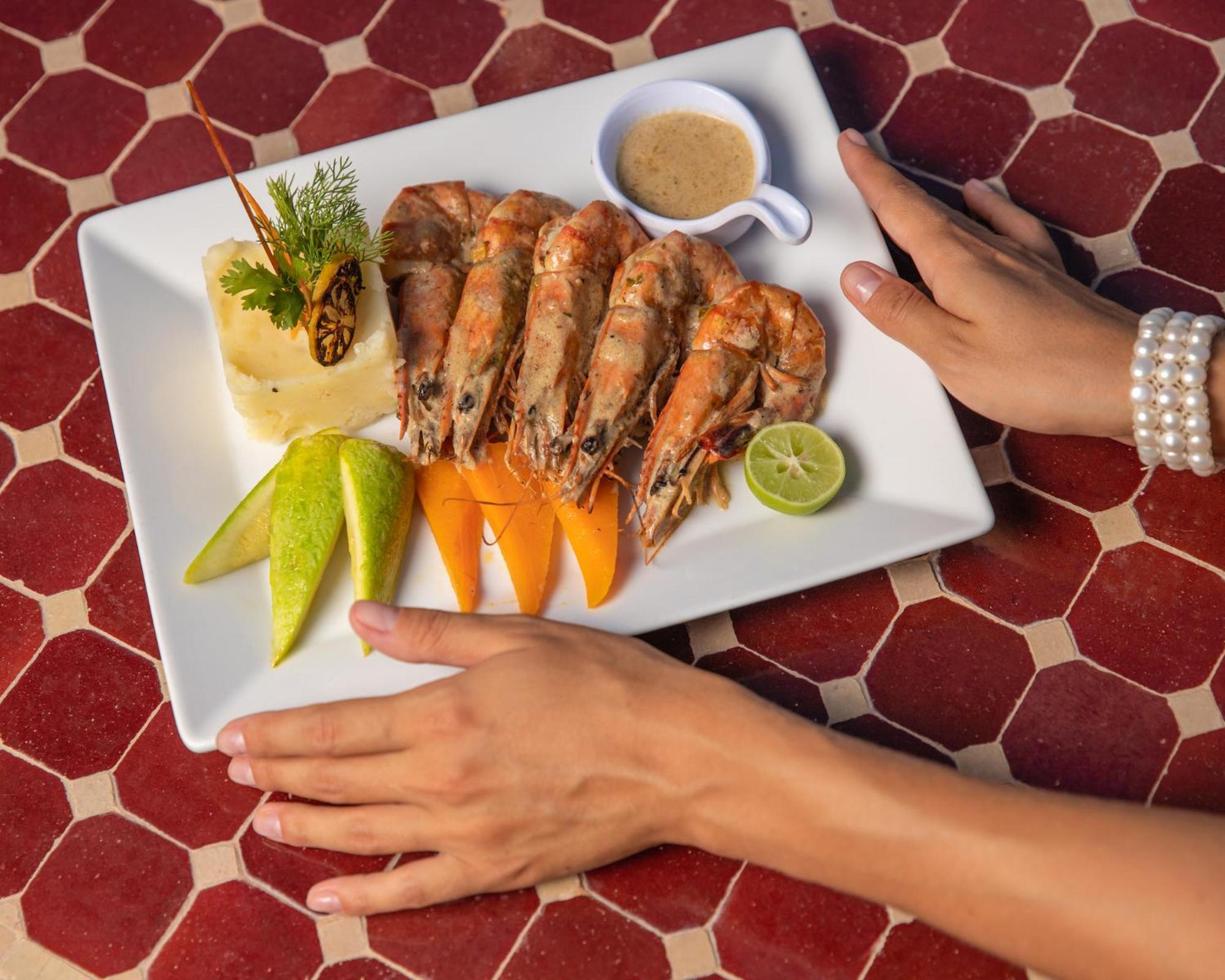 Grand Waterworld Makadi Family Star - Couples And Families Only Hotel Hurghada Exterior photo Shrimp