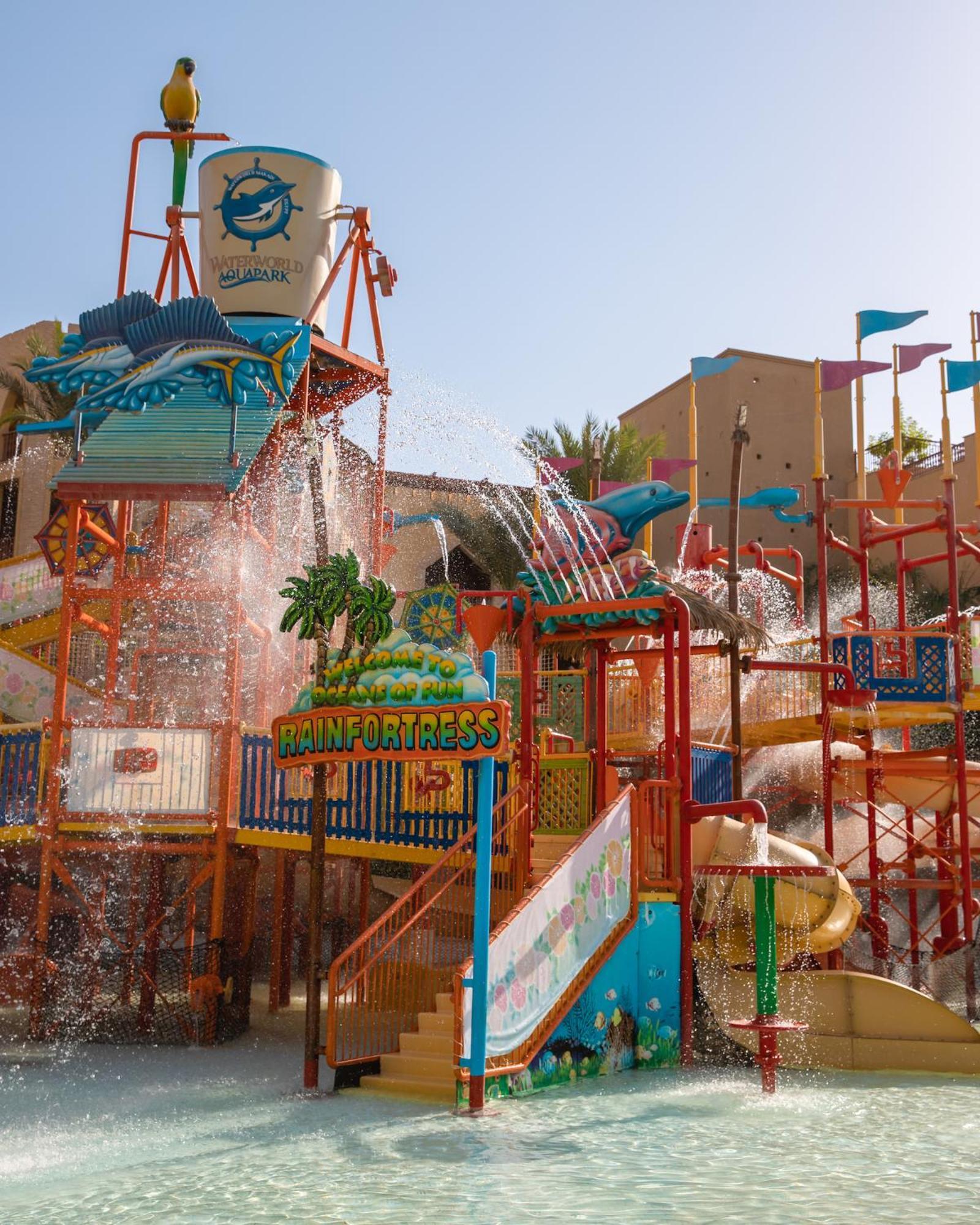Grand Waterworld Makadi Family Star - Couples And Families Only Hotel Hurghada Exterior photo The Wild Wild West Water Park