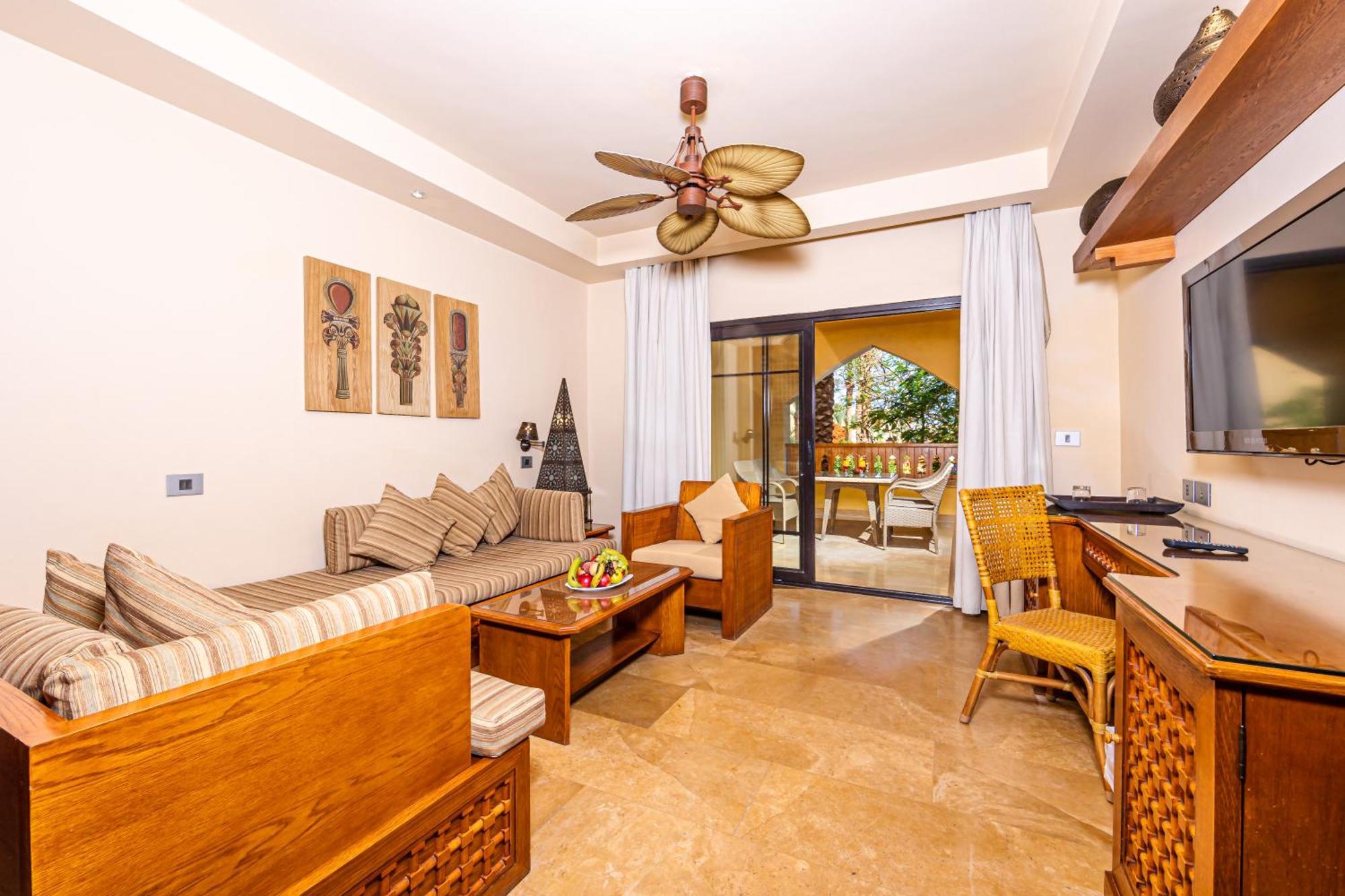 Grand Waterworld Makadi Family Star - Couples And Families Only Hotel Hurghada Exterior photo Living room