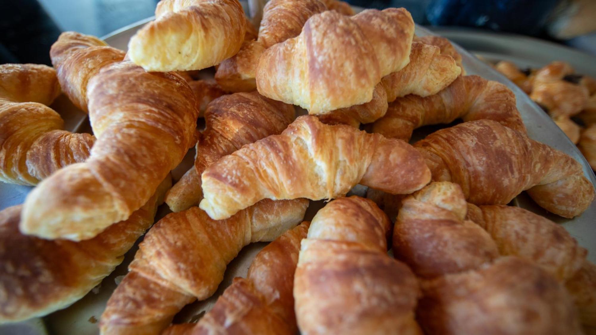 Grand Waterworld Makadi Family Star - Couples And Families Only Hotel Hurghada Exterior photo Croissants